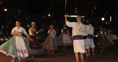 Baile, música y dulces para la noche de San Juan en Benicàssim Baile, música y dulces para la noche de San Juan en Benicàssim