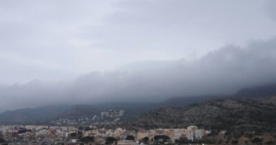 La Aemet activa el aviso nivel naranja para este domingo por lluvias La Aemet activa el aviso nivel naranja para este domingo por lluvias