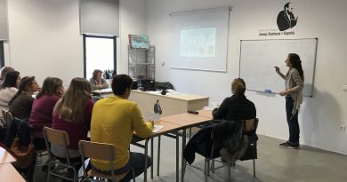 Contratarán a cuatro jóvenes parados con un contrato para 12 meses Contratarán a cuatro jóvenes parados con un contrato para 12 meses