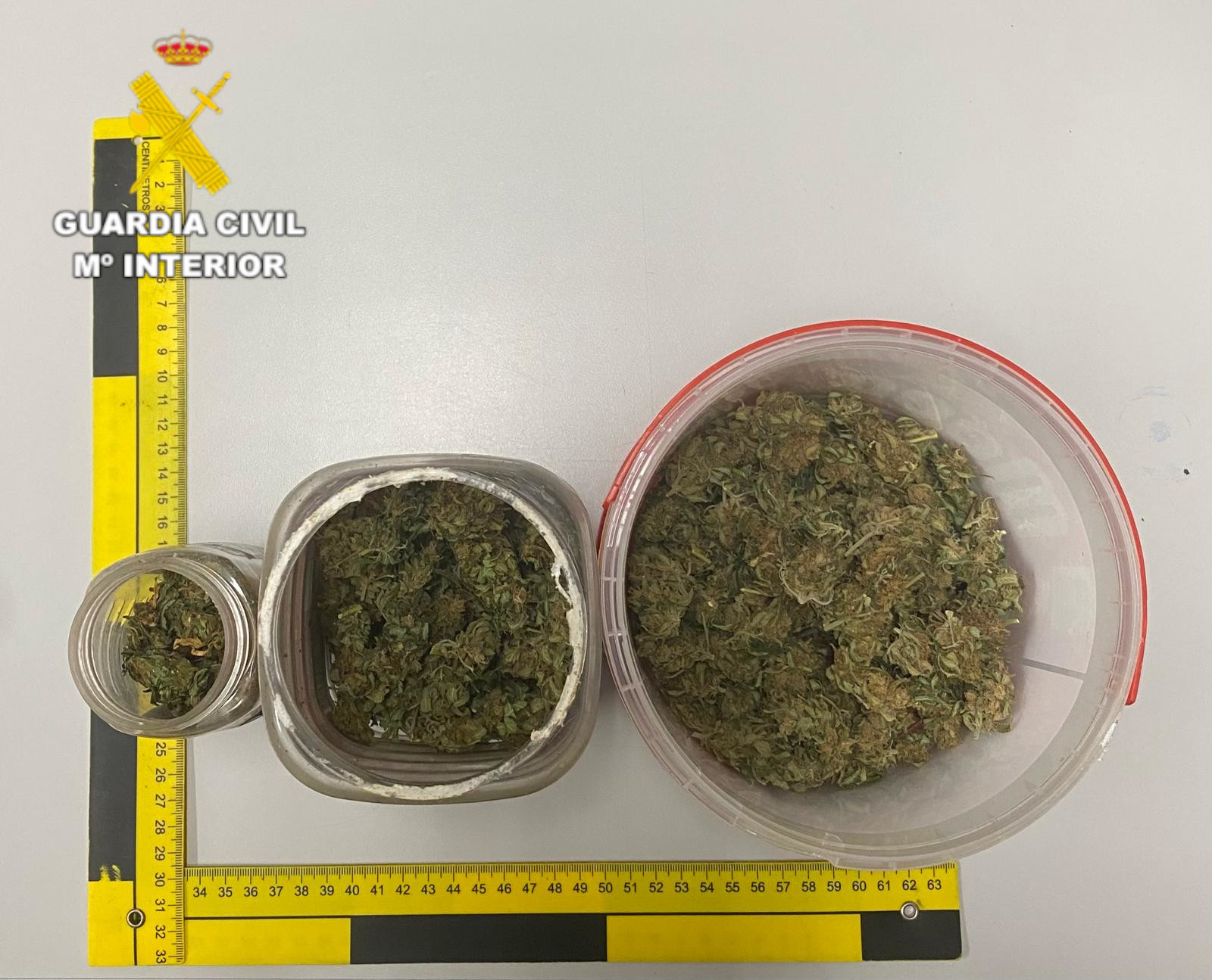 Fotografía adjunta por la Guardia Civil sobre una actuación por presunto tráfico de drogas